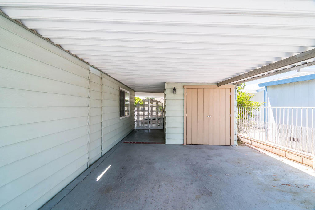73087 Desert Greens Drive N Property Photo 4