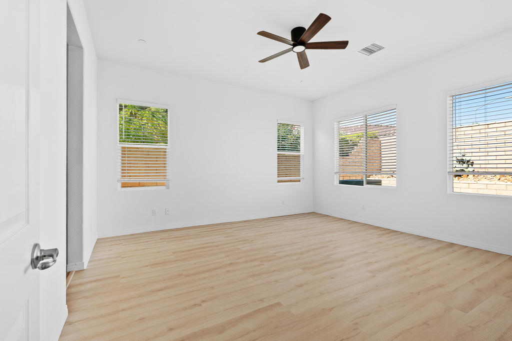 43720 Vacanza Court Property Photo 24