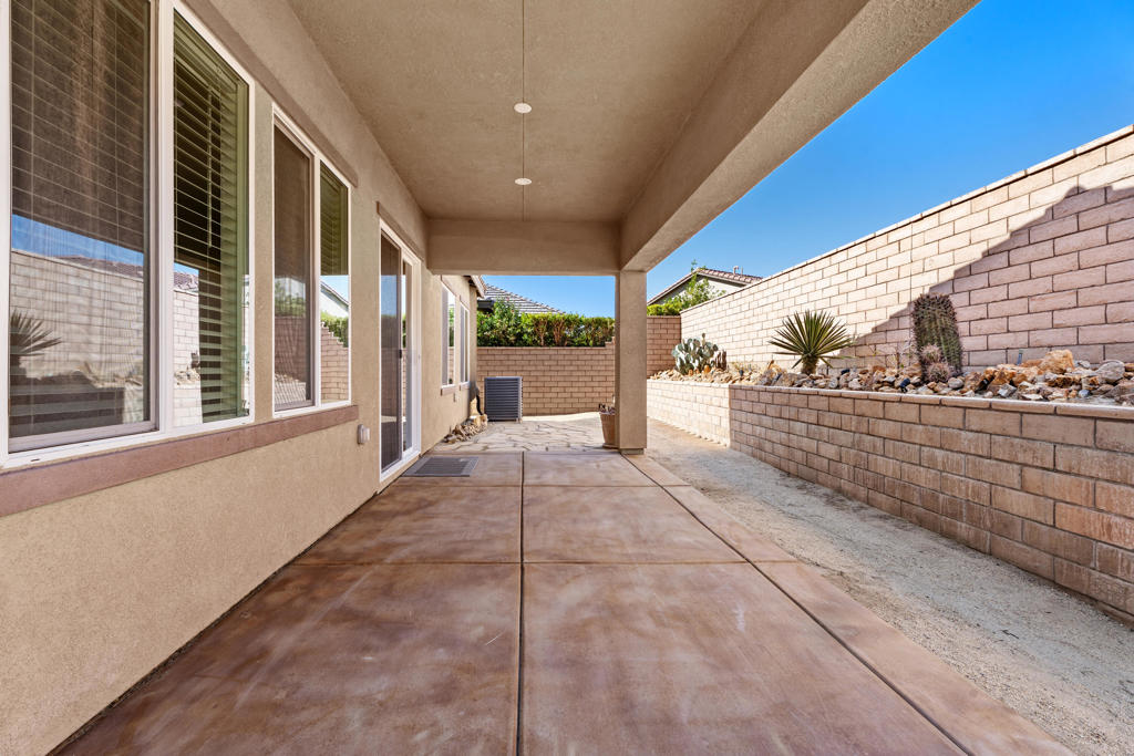 43720 Vacanza Court Property Photo 33