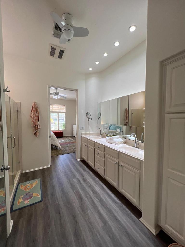 78119 Elenbrook Court Property Photo 15