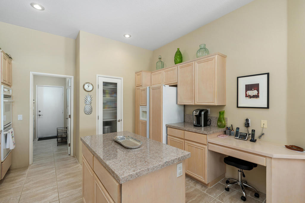 99 Kavenish Drive Property Photo 23