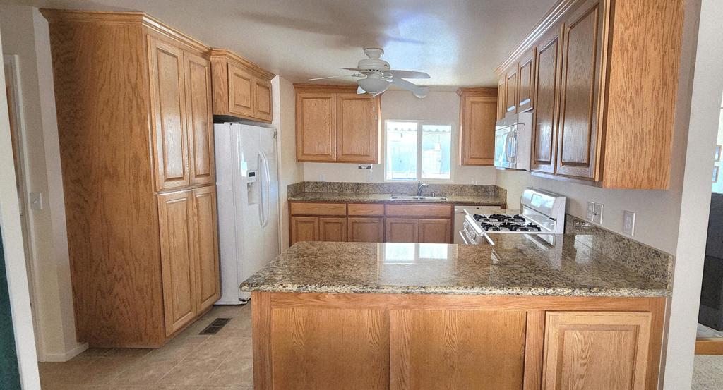 73344 Haystack Mountain Drive Property Photo 4