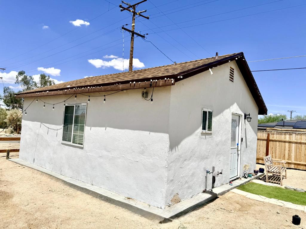 72425 Cactus Drive Property Photo 2