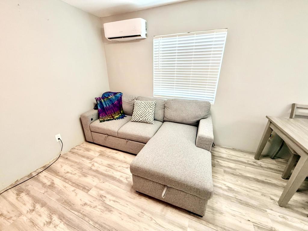 72425 Cactus Drive Property Photo 7