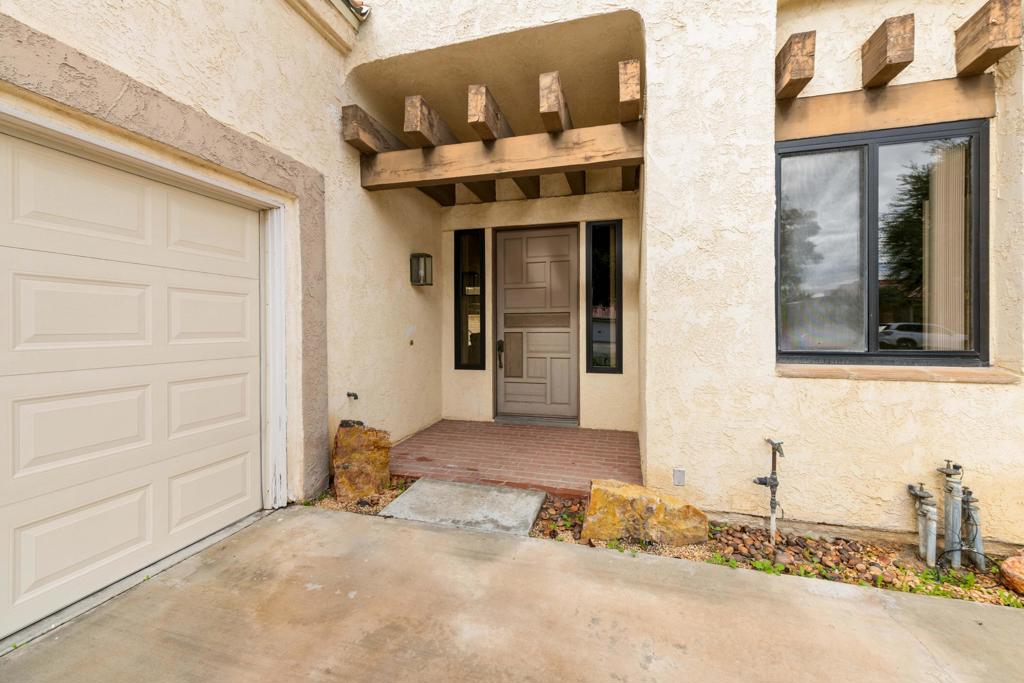 53 San Simeon Place Property Photo 2