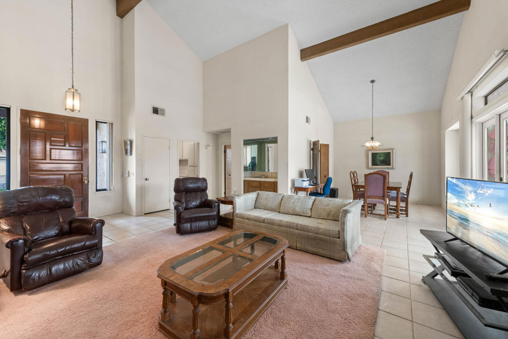 53 San Simeon Place Property Photo 5