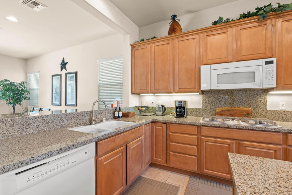 80097 Avenida Santa Olivia Property Photo 12