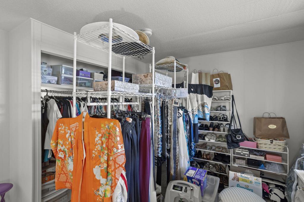 246 Laredo Drive Property Photo 16