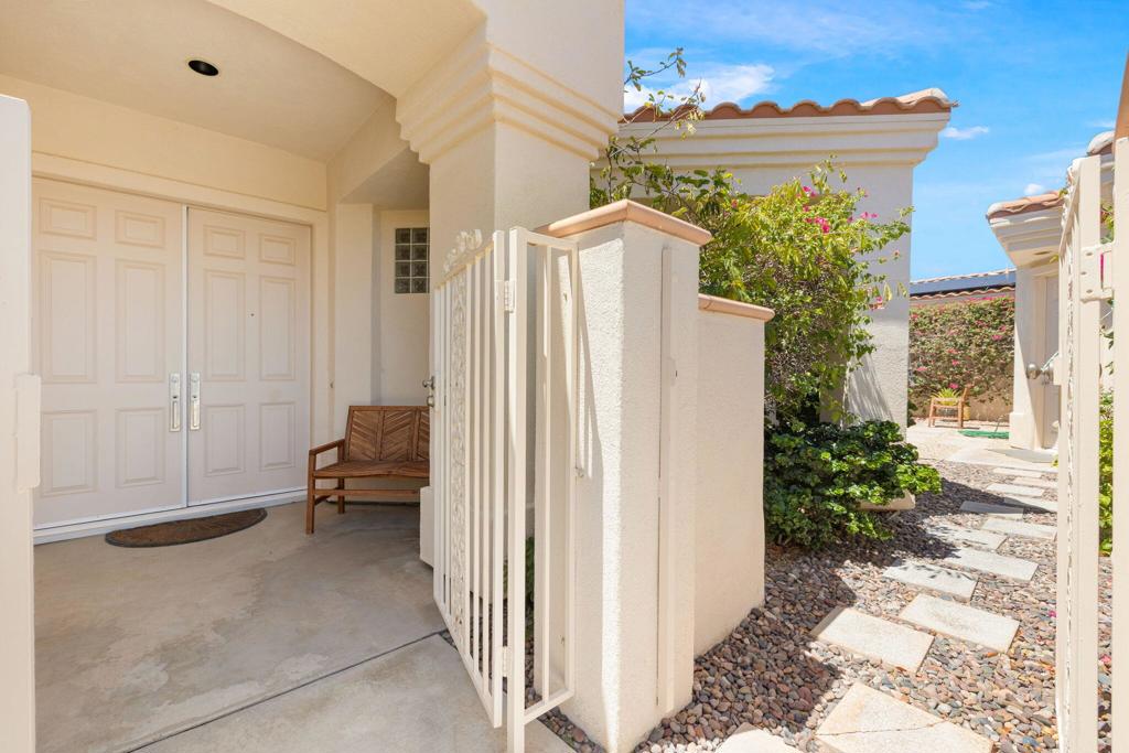 81 Appian Way Property Photo 6