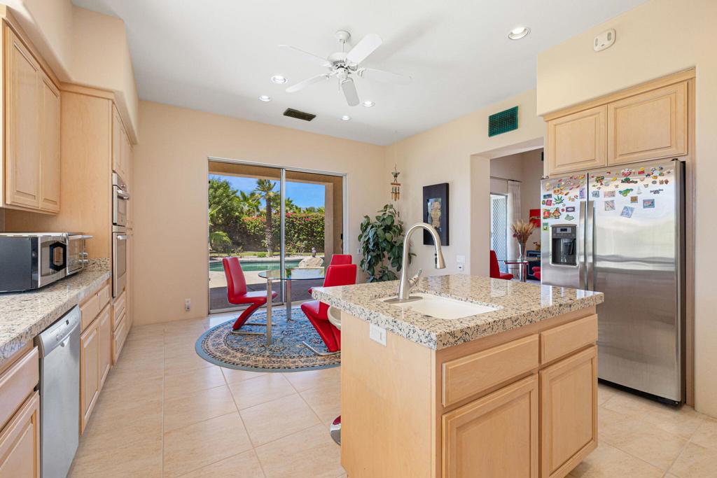 81 Appian Way Property Photo 14