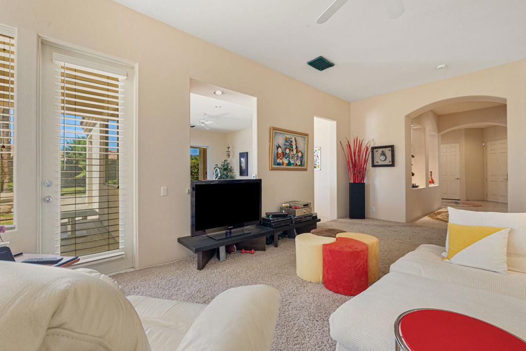 81 Appian Way Property Photo 21
