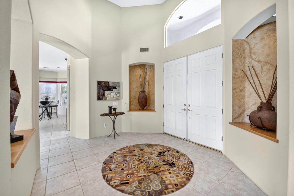 19 Scarborough Way Property Photo 8
