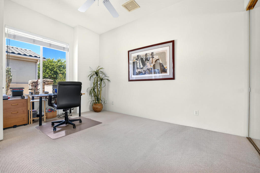19 Scarborough Way Property Photo 35