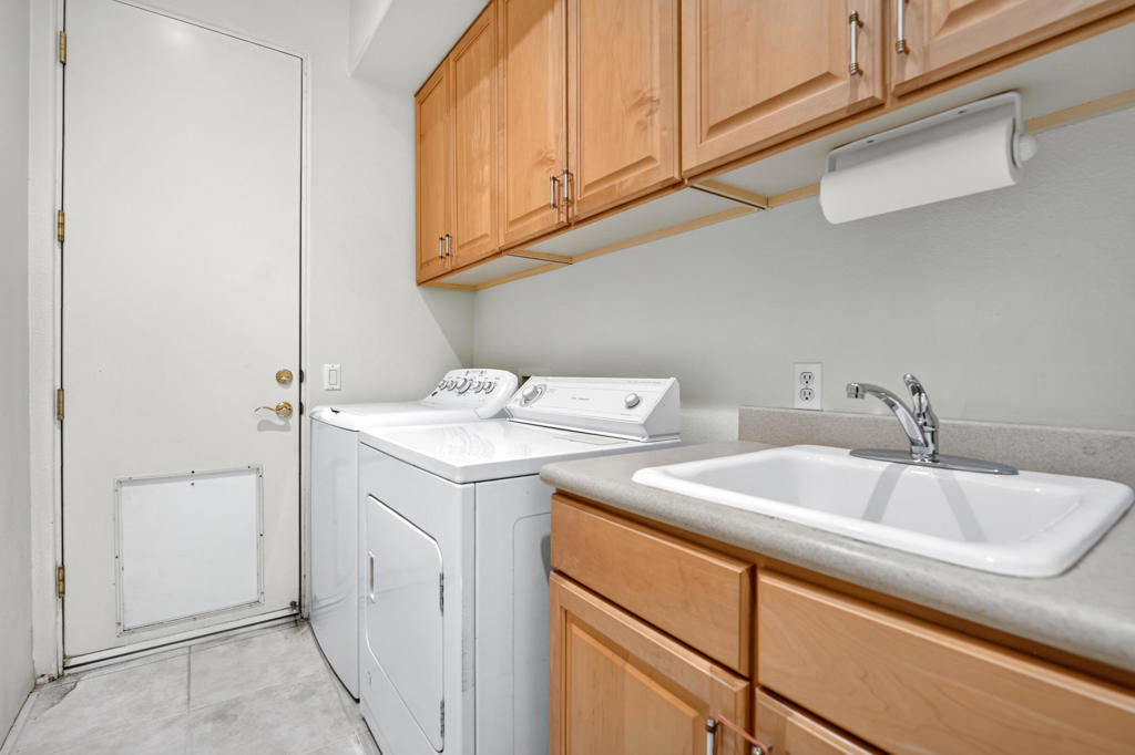19 Scarborough Way Property Photo 37