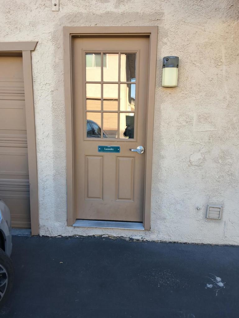 72599 Edgehill Drive 3 Property Photo 1