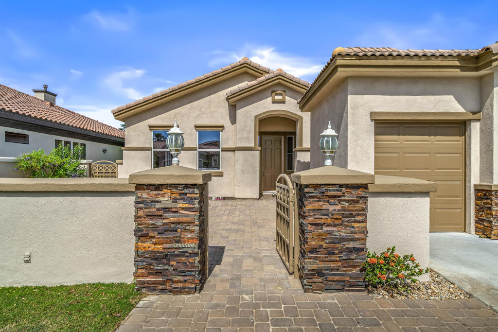 43393 Saint Andrews Drive Property Photo 6