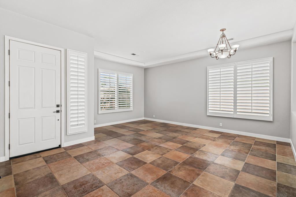 43798 Parkway Esplanade E Property Photo 11