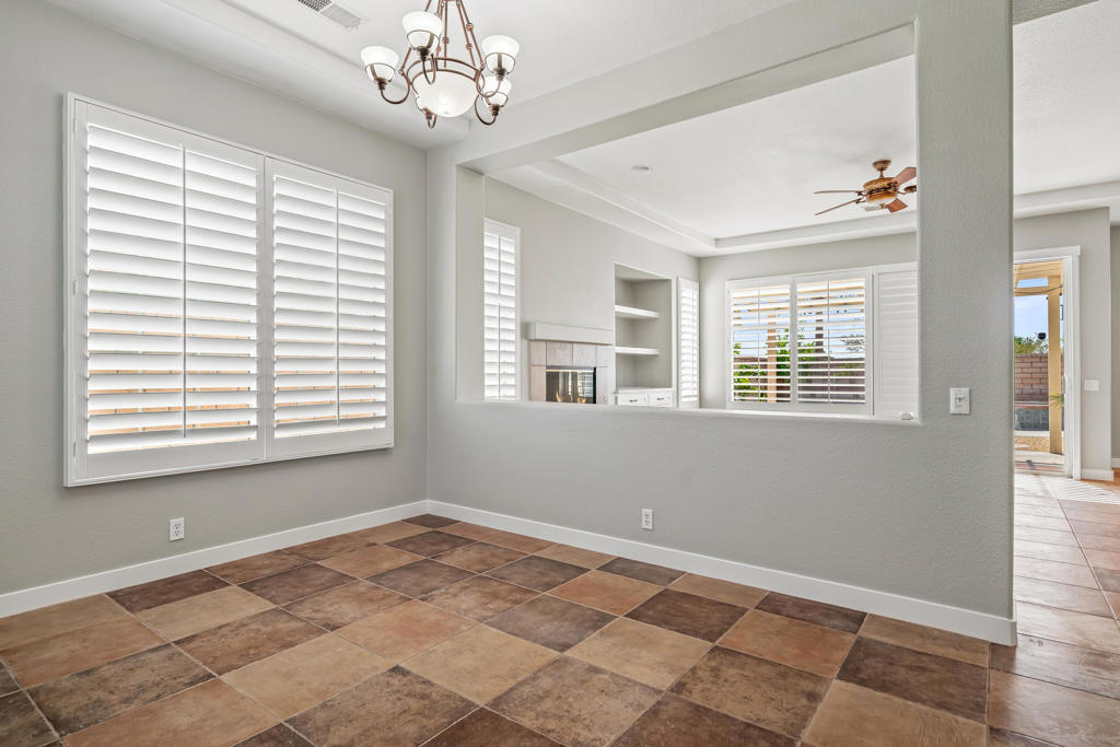 43798 Parkway Esplanade E Property Photo 15