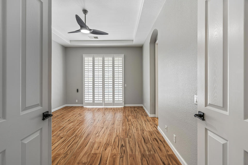 43798 Parkway Esplanade E Property Photo 29