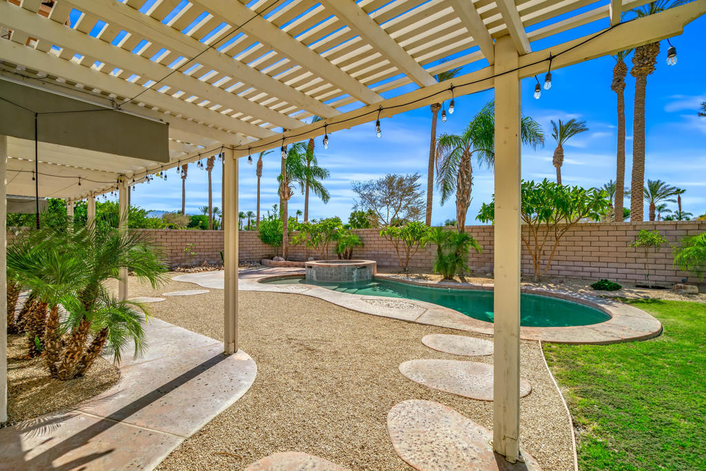 43798 Parkway Esplanade E Property Photo 49