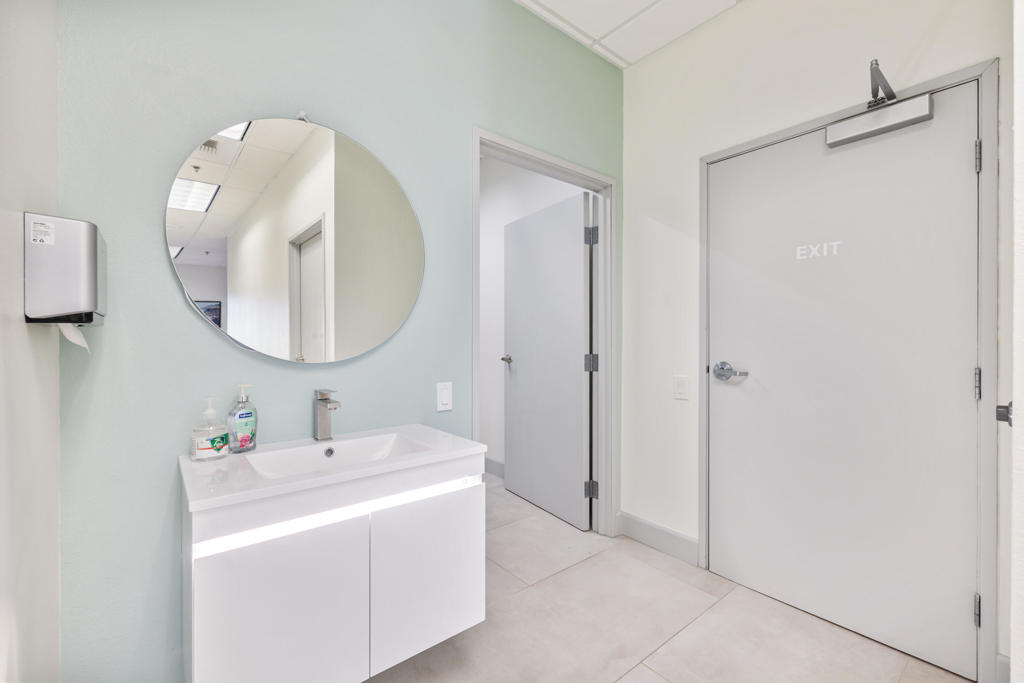 219149883DA Property Photo 36
