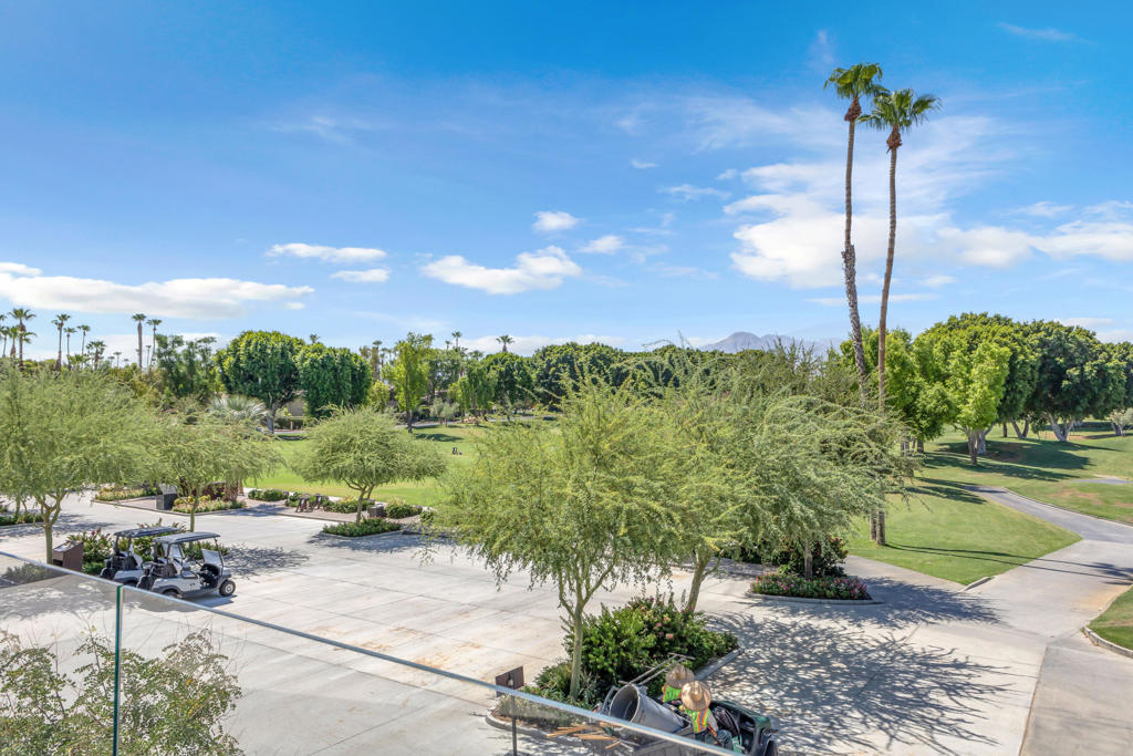 207 Bouquet Canyon Drive Property Photo 28