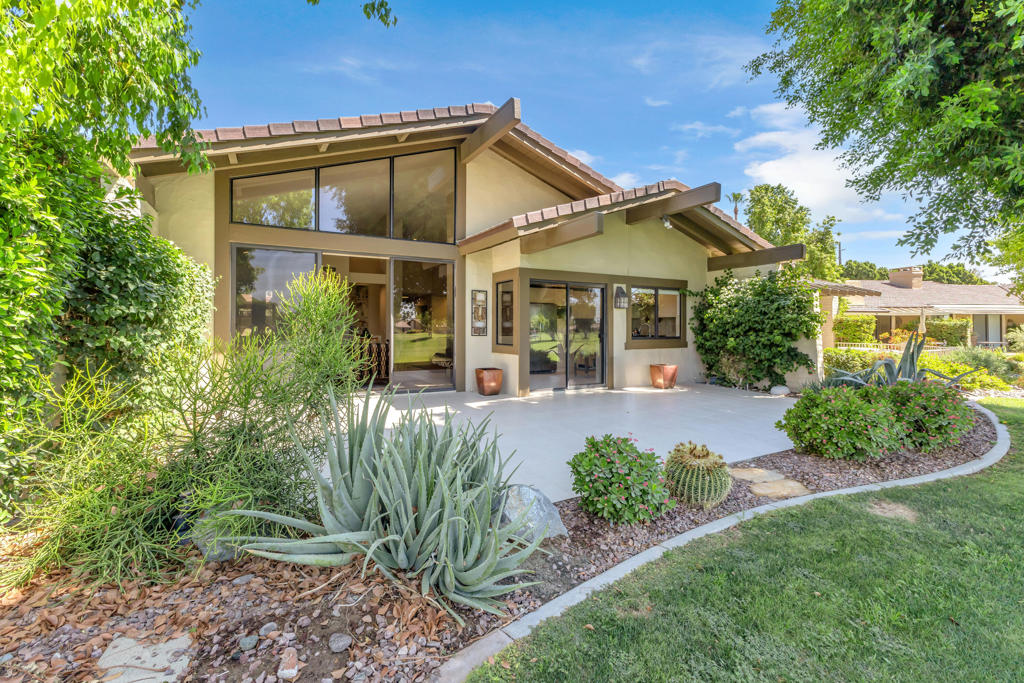 207 Bouquet Canyon Drive Property Photo 34