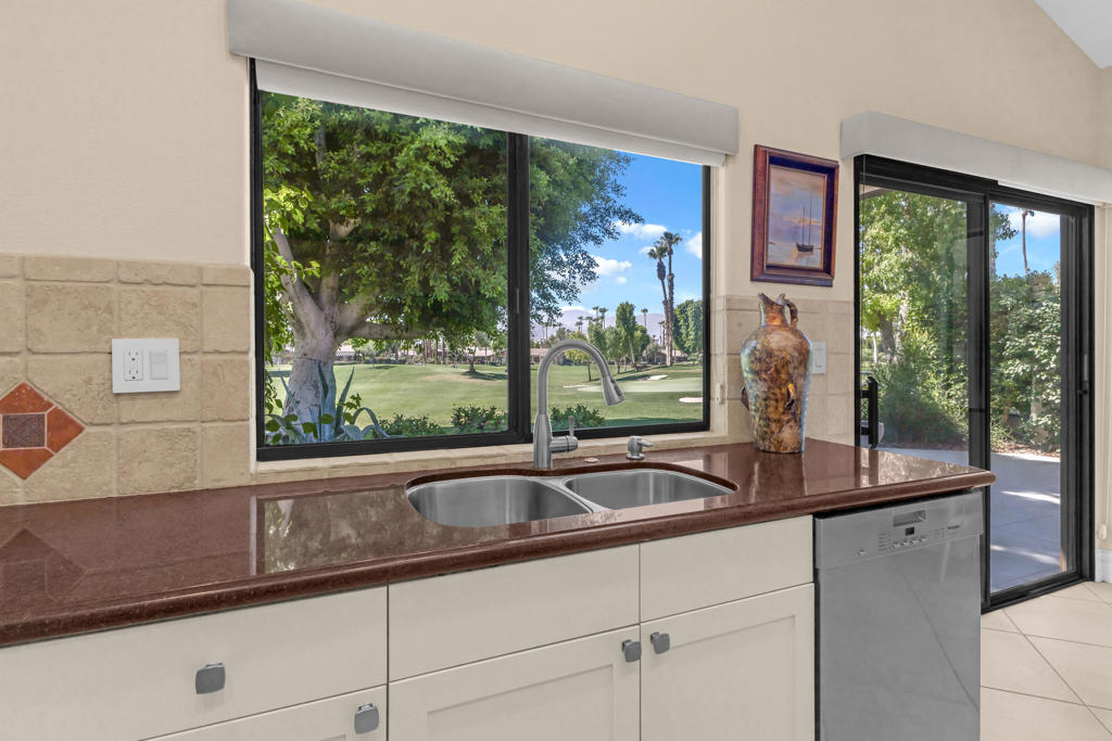 207 Bouquet Canyon Drive Property Photo 40