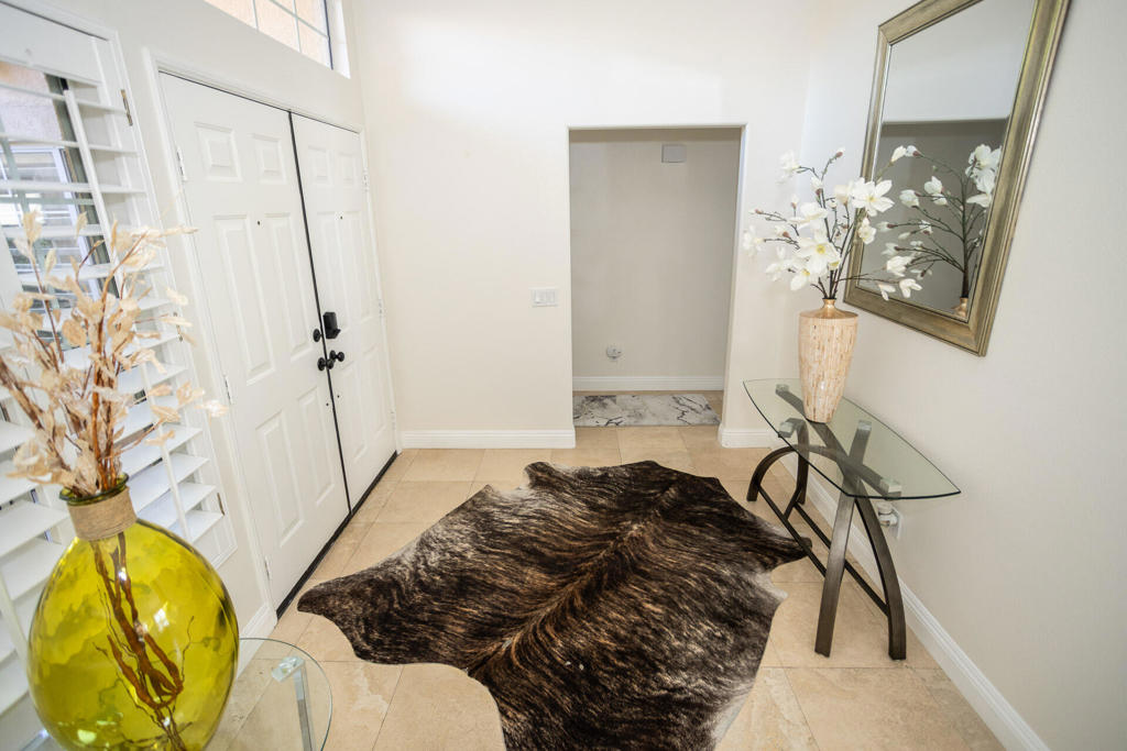 40600 Via Fonda Property Photo 2
