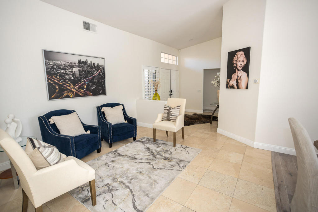 40600 Via Fonda Property Photo 3