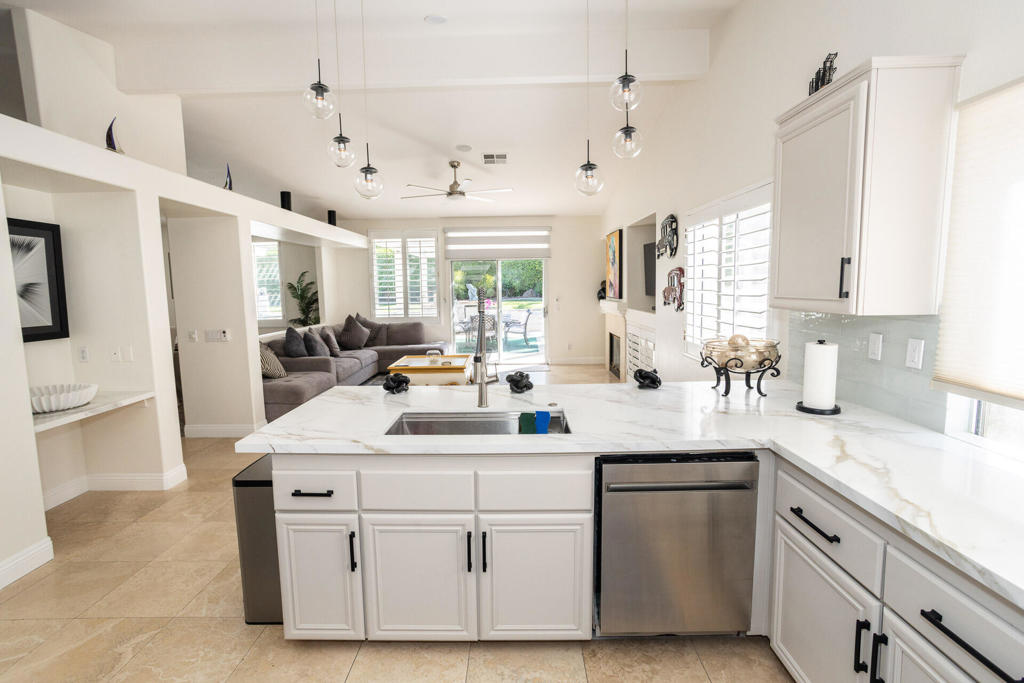 40600 Via Fonda Property Photo 14