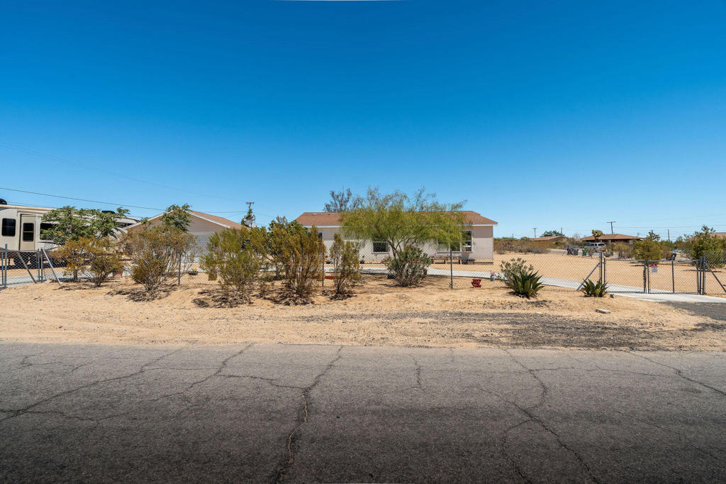 4634 Avenida La Manana Property Photo 42