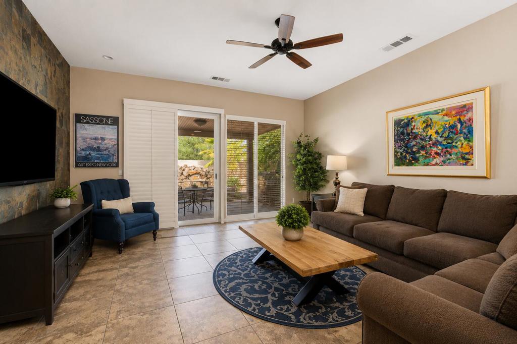 42871 Incantata Place Property Photo 10