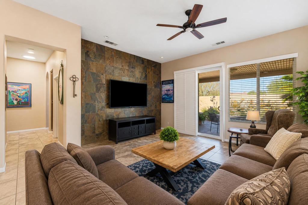 42871 Incantata Place Property Photo 11