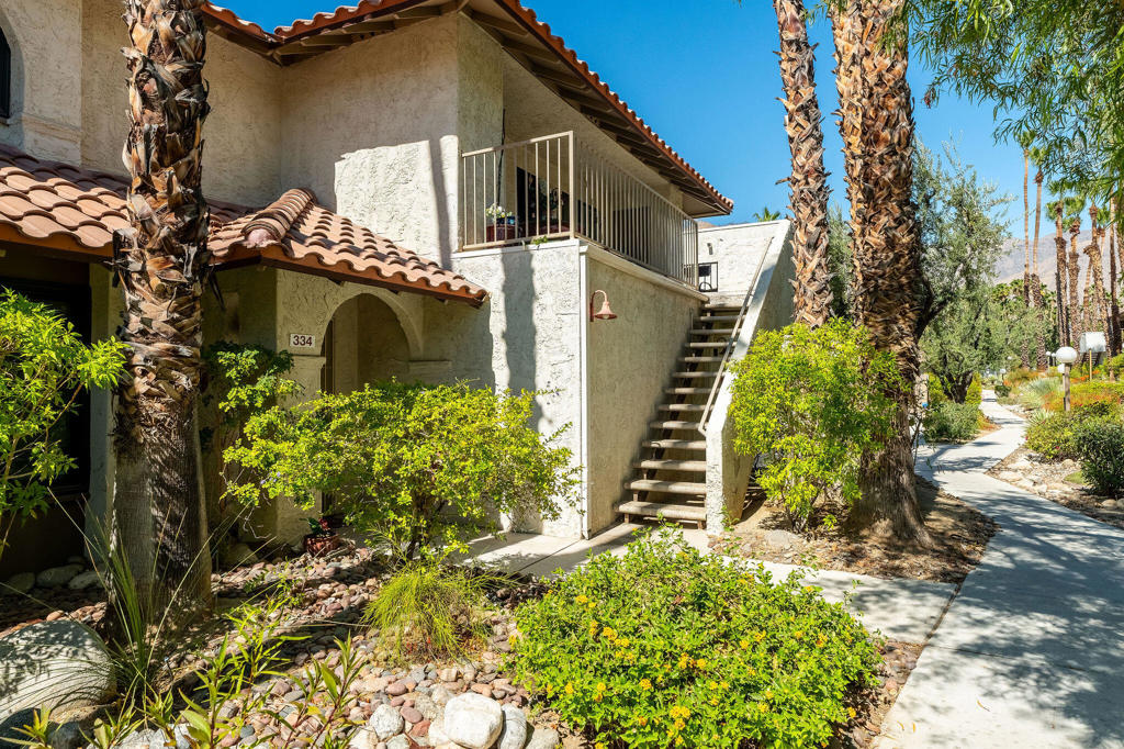 334 W Santa Elena Road Property Photo 7