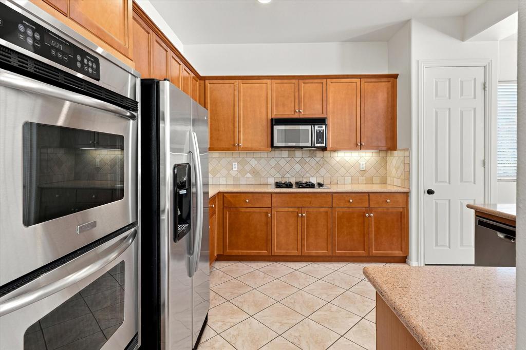 125 Traviso Drive Property Photo 9