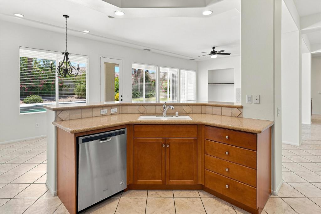 125 Traviso Drive Property Photo 10