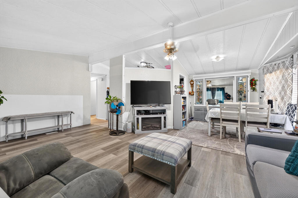 1251 Huntington Avenue Property Photo 3