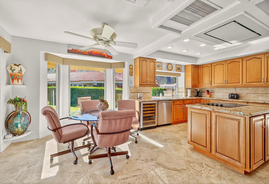 45668 Pueblo Road Property Photo 8