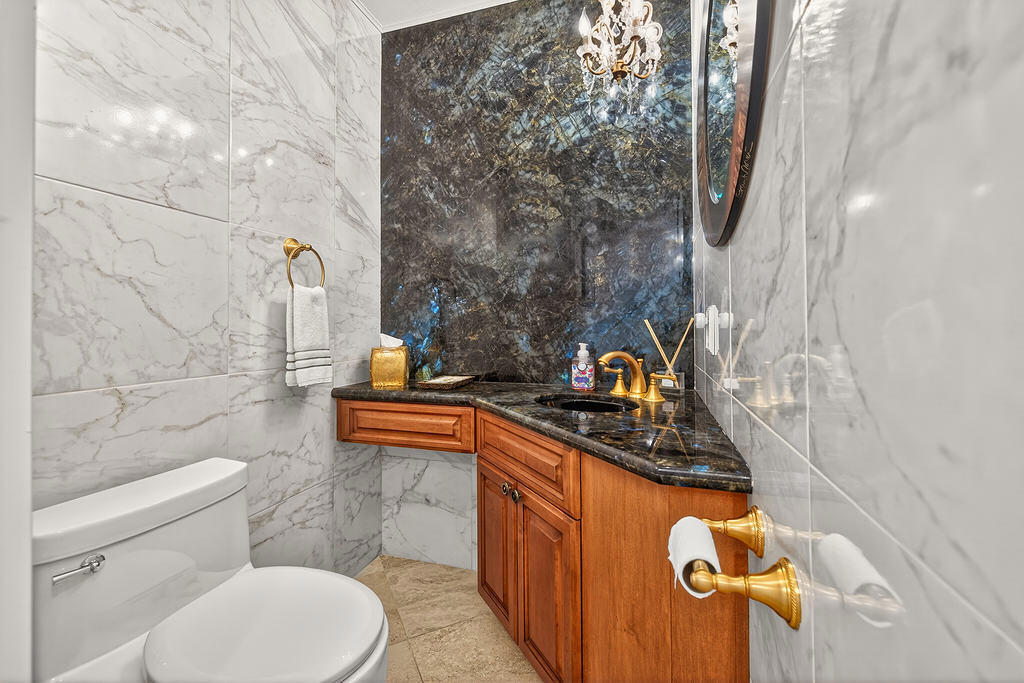 45668 Pueblo Road Property Photo 16