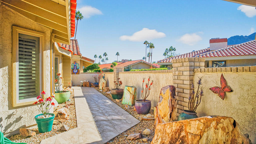 45668 Pueblo Road Property Photo 22