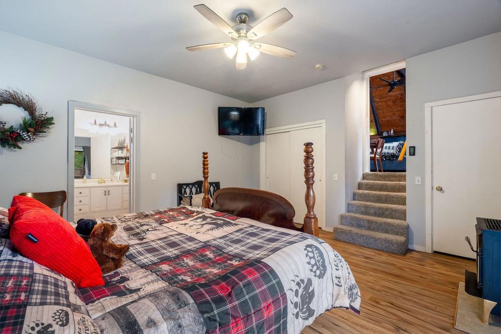 52515 Sunset Drive Property Photo 14