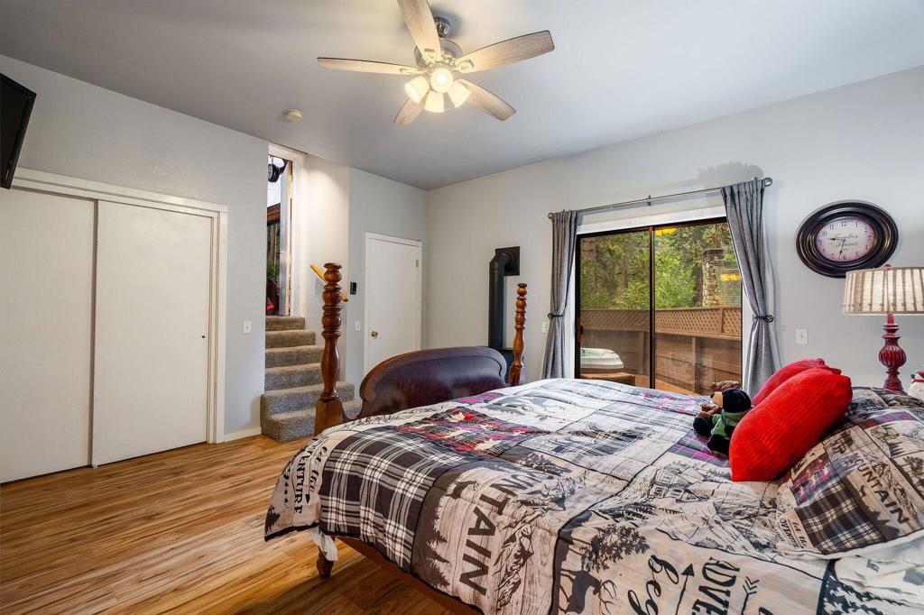 52515 Sunset Drive Property Photo 15