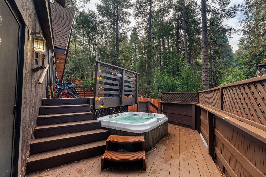 52515 Sunset Drive Property Photo 19