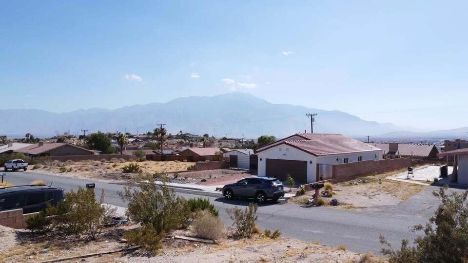 16 Hermano Way Property Photo 10