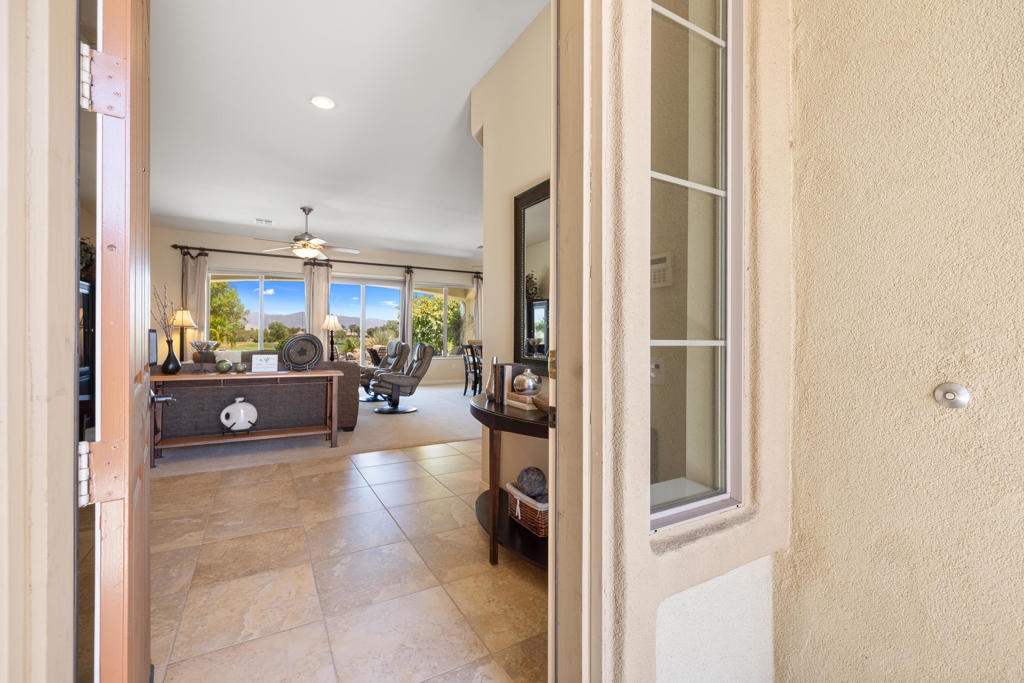 40530 Calle Santa Monica Property Photo 10