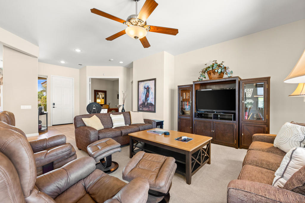 40530 Calle Santa Monica Property Photo 12