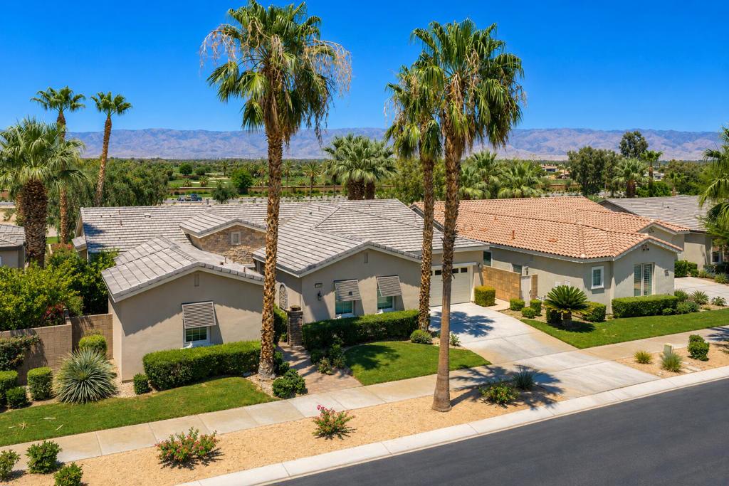 81206 Barrel Cactus Road Property Photo 5