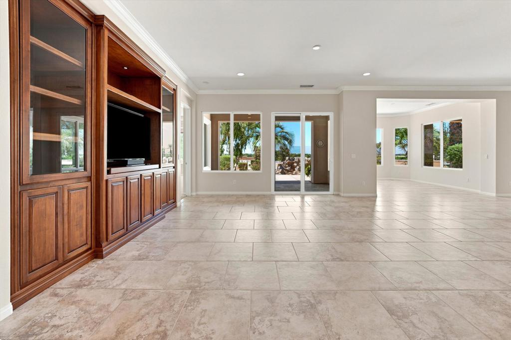 81206 Barrel Cactus Road Property Photo 8