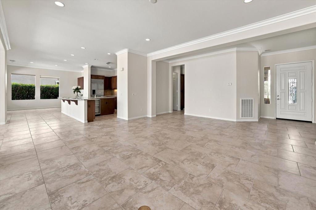 81206 Barrel Cactus Road Property Photo 9